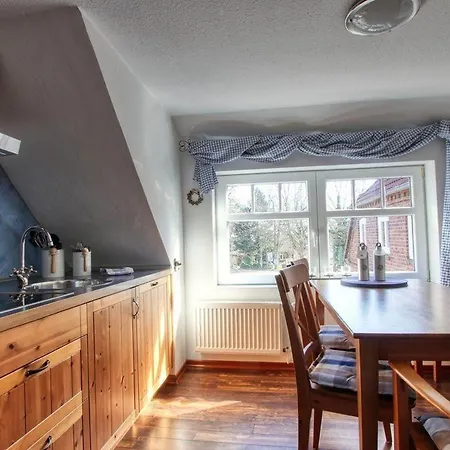 Landhaus-am-ufer-wohnung-4 Lejlighed *