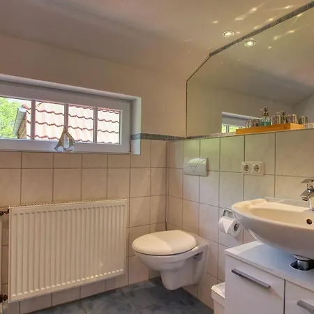 Landhaus-am-ufer-wohnung-4 Lejlighed *