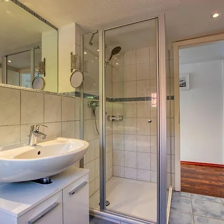 Landhaus-am-ufer-wohnung-4 Lejlighed *